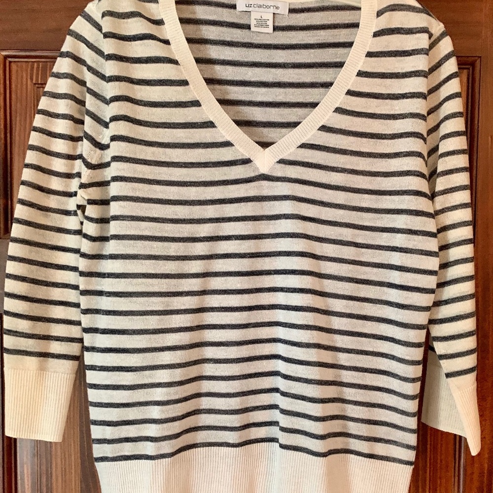 Women’s sweater
